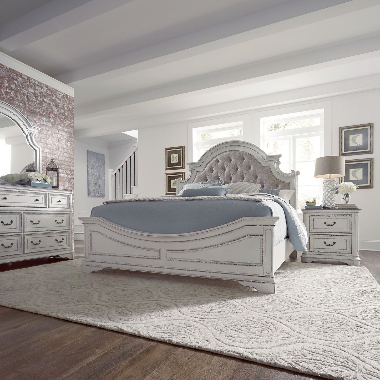Queen Uph Bed, Dresser & Mirror, Night Stand