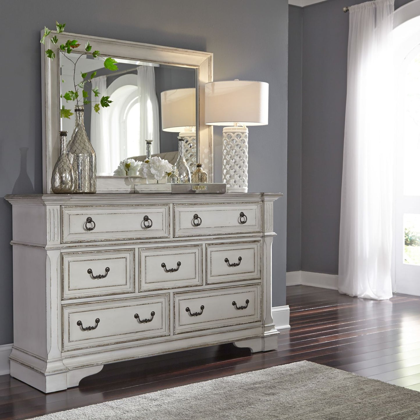 Abbey Park - King California Panel Bed, Dresser & Mirror