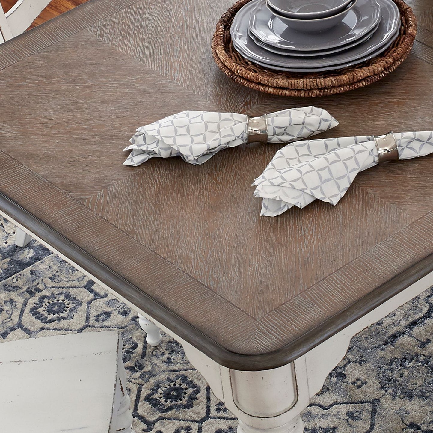 5 Piece Leg Table Set