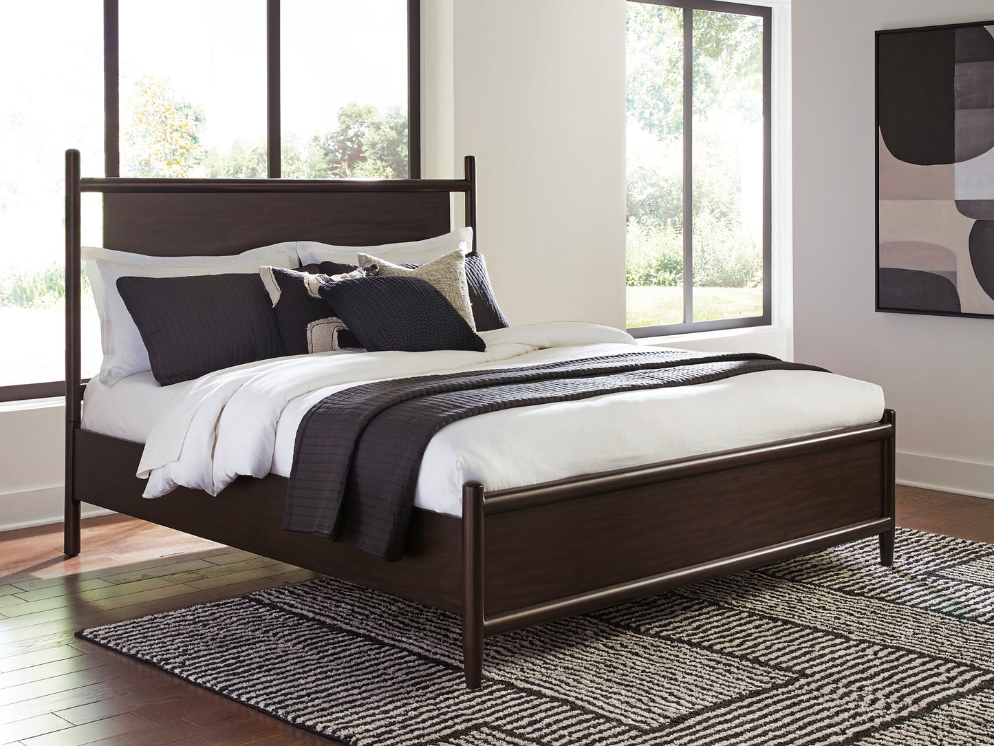 Dantenton Queen Panel Bed