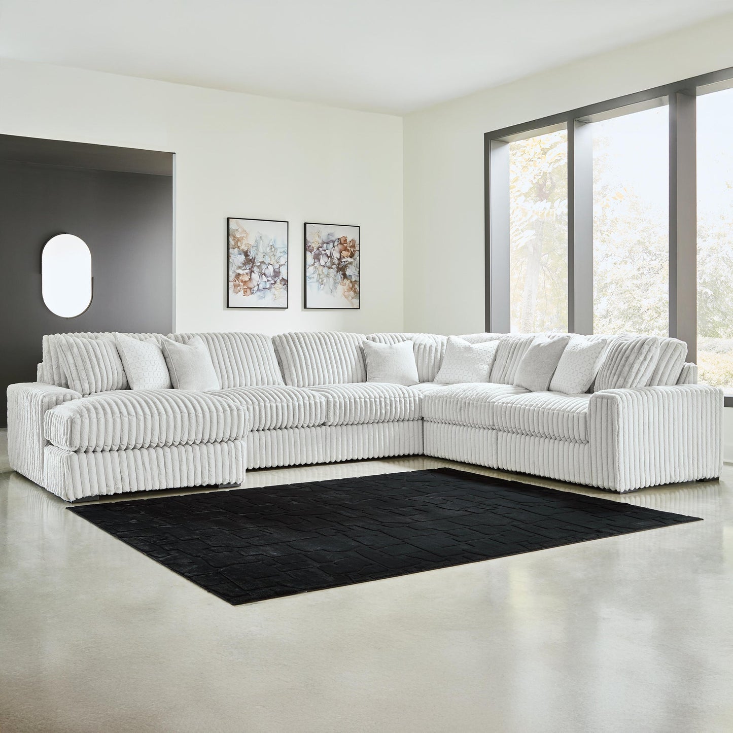 Stupendous 6-Piece Sectional with Chaise