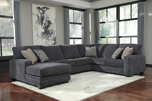 Benchcraft Tracling 3-Piece Sectional with Chaise - Vaughn Outlet Kankakee IL