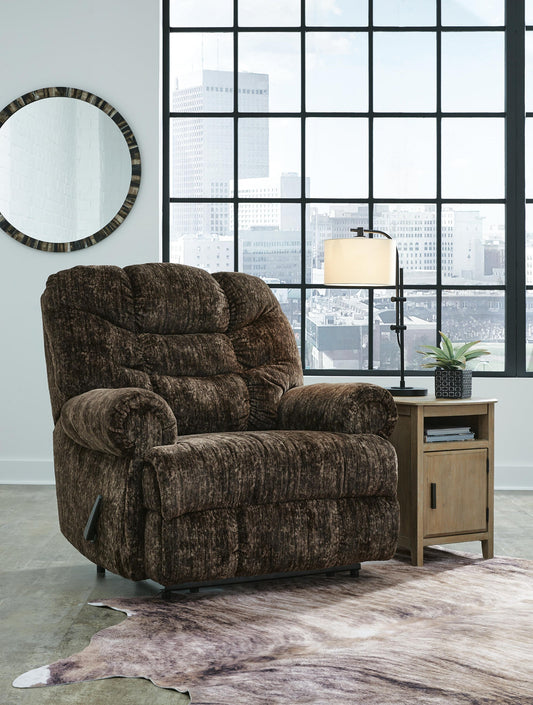 Signature Design by Ashley Movie Man Zero Wall Recliner - Vaughn Outlet Kankakee IL