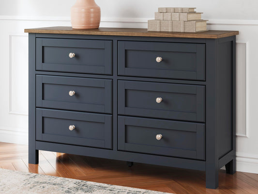 Signature Design by Ashley Landocken Dresser - Vaughn Outlet Kankakee IL