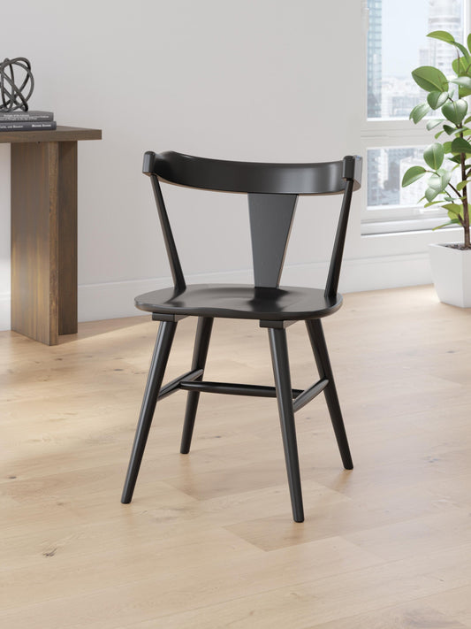 Signature Design by Ashley Gretlynn Dining Room Side Chair - Vaughn Outlet Kankakee IL