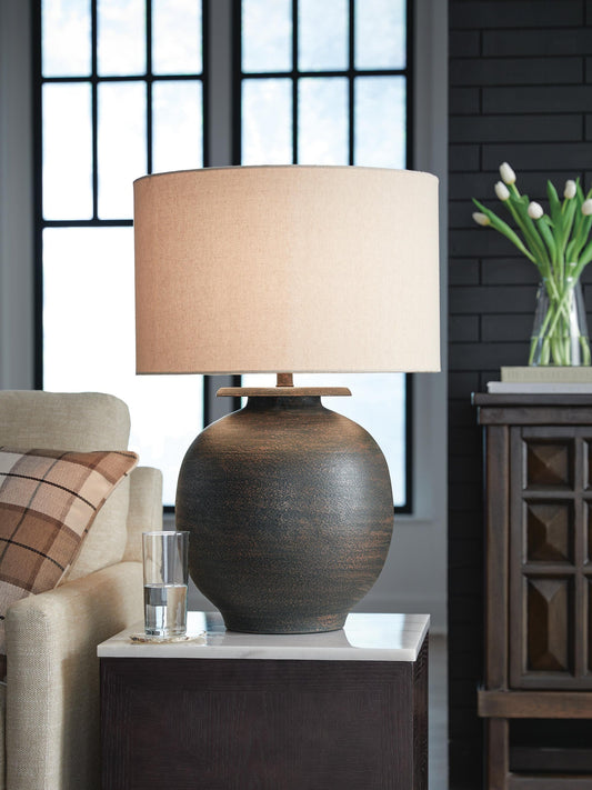Signature Design by Ashley Carlenbury Metal Table Lamp - Vaughn Outlet Kankakee IL