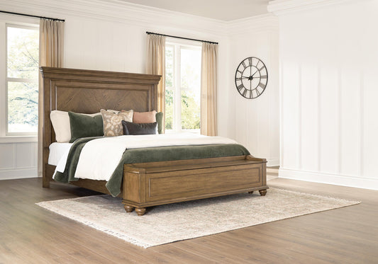 Karallin  Panel Storage Bed